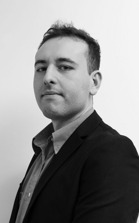 Alejandro Linares