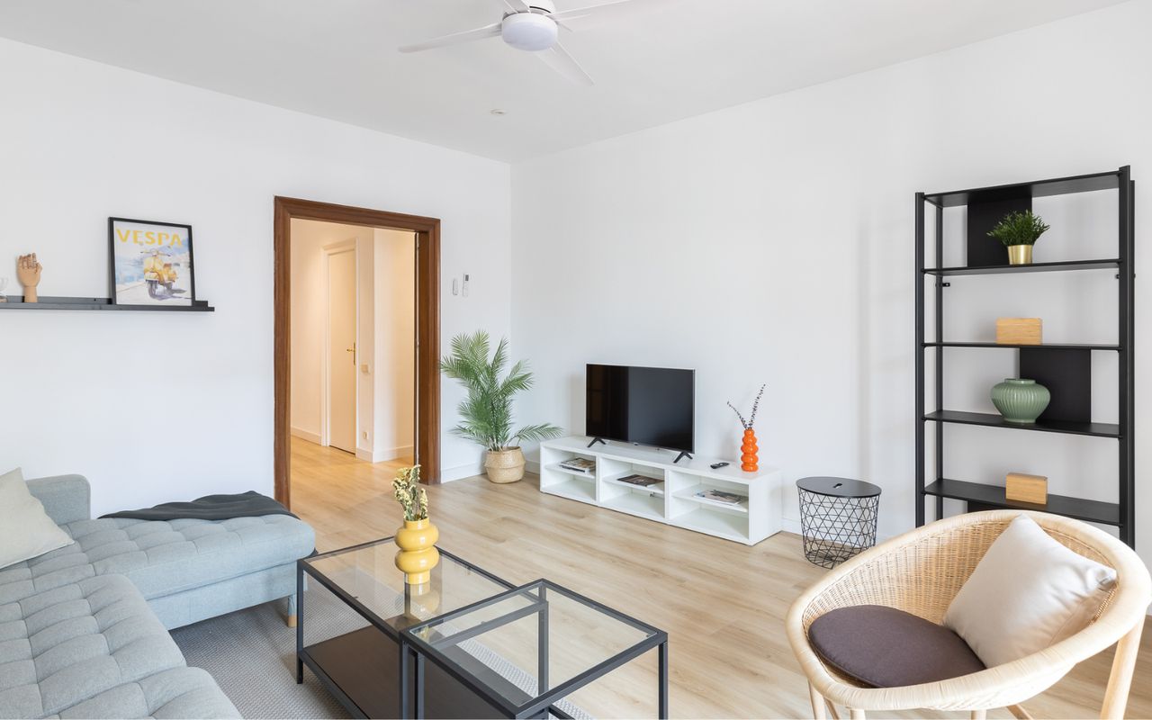 apt 2