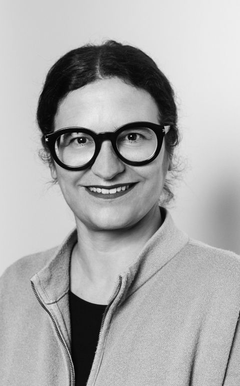 Mónica Almenar